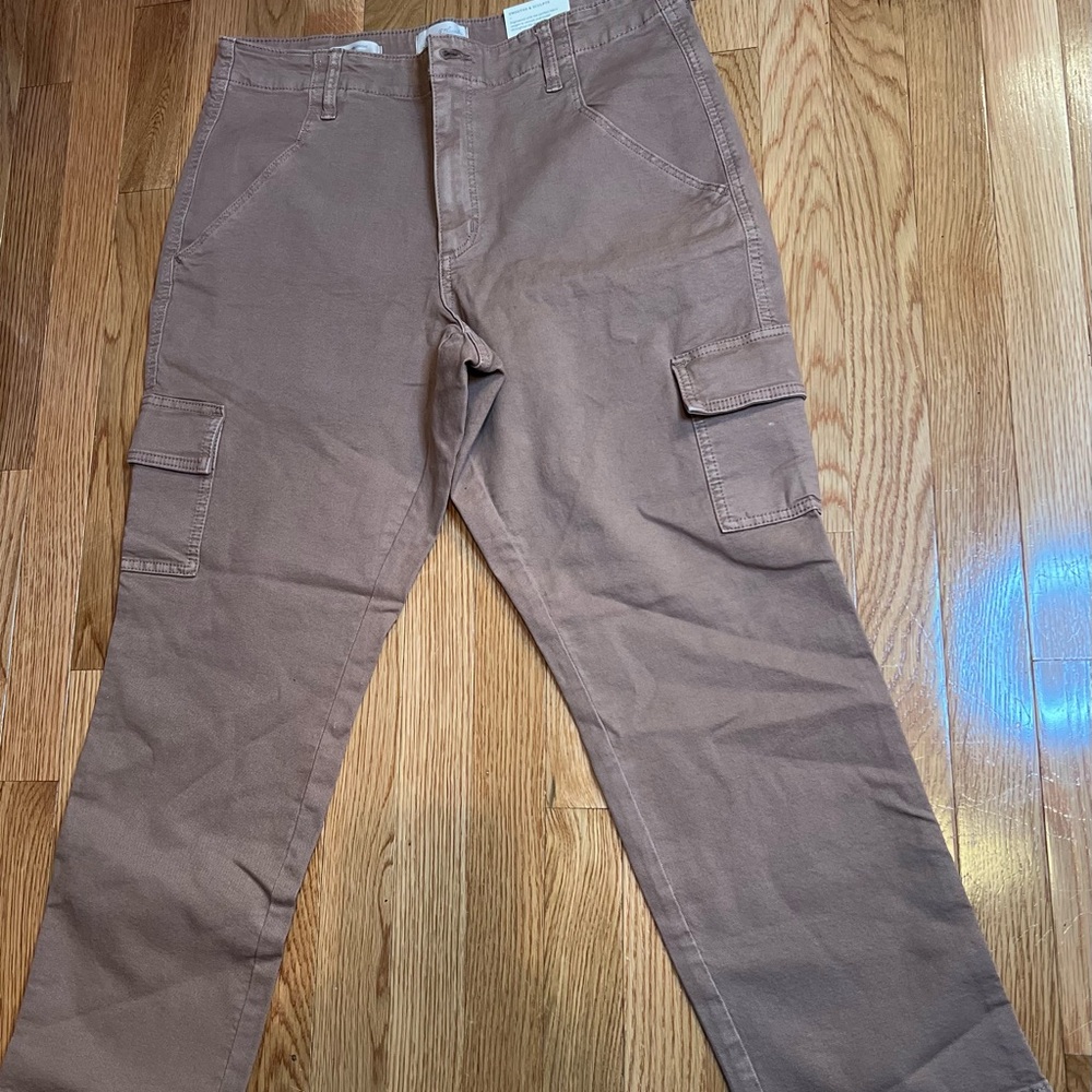 Universal Thread Tan Cargo Pants